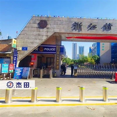 Halangan Kenderaan Bollard